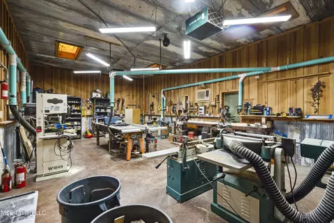 Exterior - 1189 Grain Elevator Rd, Lucedale, MS 39452 photo 16 of 19