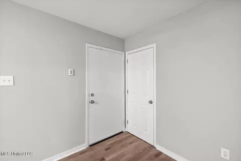 Other - 5915 Sedgwick Dr, Jackson, MS 39211 photo 2 of 11