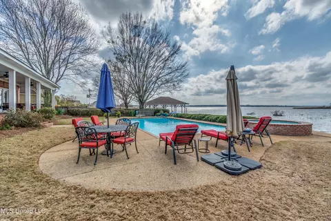 Exterior - 145 Northwind Dr, Brandon, MS 39047 photo 13 of 20