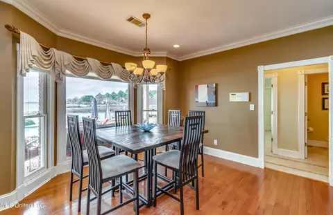 Dining - 145 Northwind Dr, Brandon, MS 39047 photo 4 of 4