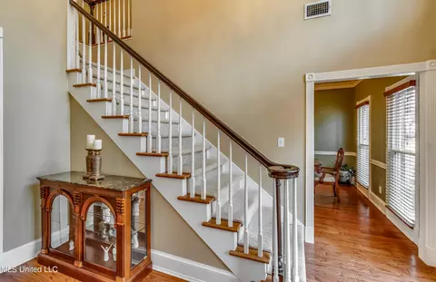 Entry Way - 145 Northwind Dr, Brandon, MS 39047 photo 2 of 4