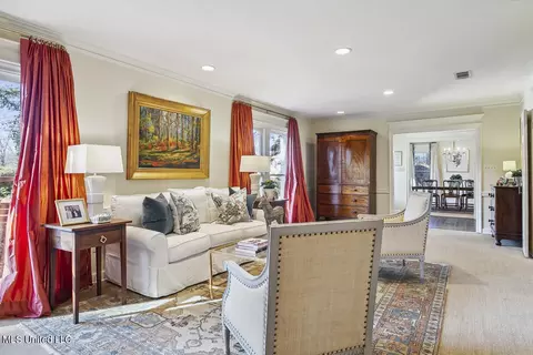 Living - 145 Royal Lytham, Jackson, MS 39211 photo 2 of 8