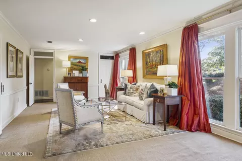 Living - 145 Royal Lytham, Jackson, MS 39211 photo 1 of 8