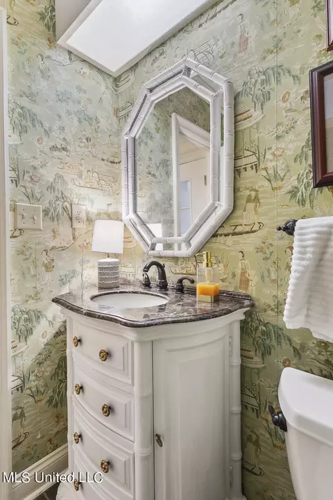 Bath - 145 Royal Lytham, Jackson, MS 39211 photo 1 of 5