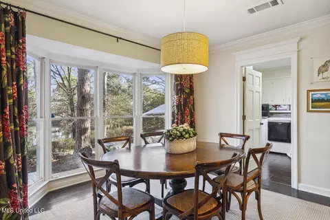 Dining - 145 Royal Lytham, Jackson, MS 39211 photo 2 of 2