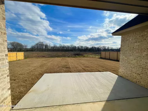 Exterior - 874 Glenwild Cir, Canton, MS 39046 photo 5 of 16