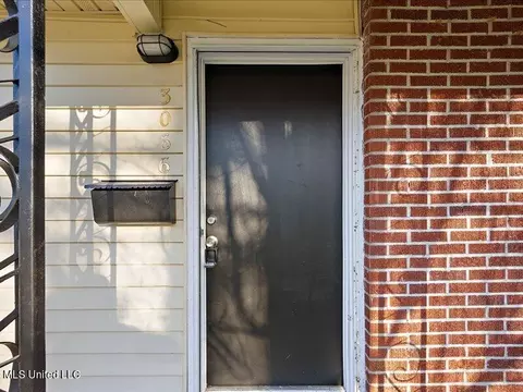 Exterior - 3066 Oak Forest Dr, Jackson, MS 39212 photo 3 of 6