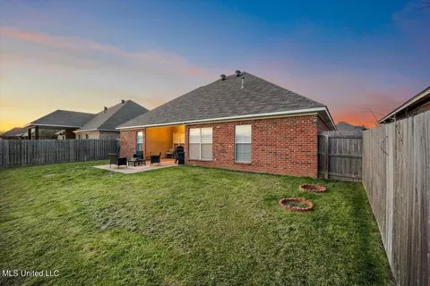 Exterior - 522 Will Dr, Brandon, MS 39047 photo 6 of 7