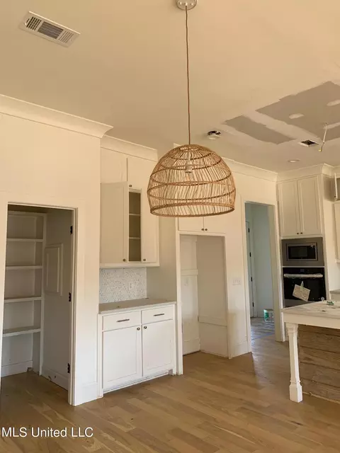 Dining - 121 Trace Pointe Pl, Clinton, MS 39056 photo 3 of 3