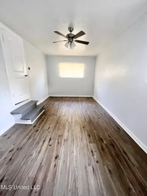 1432 Regina St, Jackson, MS 39209 photo 5