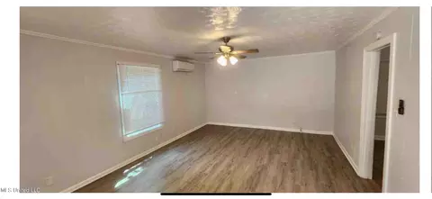 2823 Fairhill Dr, Jackson, MS 39212 photo 2
