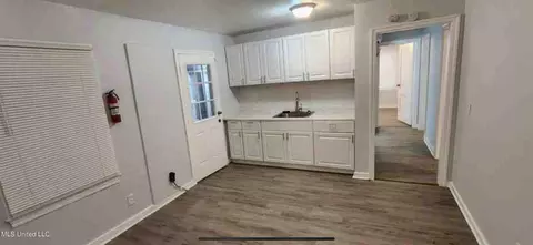 2823 Fairhill Dr, Jackson, MS 39212 photo 3