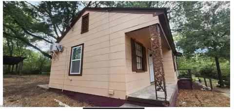 2823 Fairhill Dr, Jackson, MS 39212 photo 8