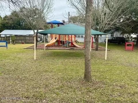 Exterior - 4230 Robinson Ave, Moss Point, MS 39563 photo 2 of 2