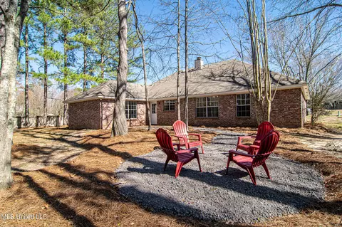 Exterior - 3116 Tynes Dr, Byram, MS 39272 photo 4 of 5