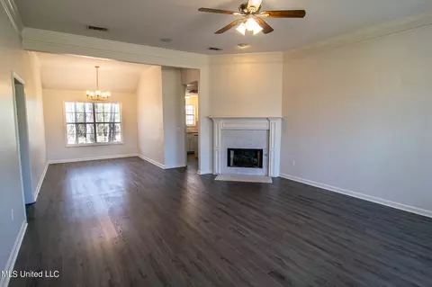 Living - 3116 Tynes Dr, Byram, MS 39272 photo 1 of 2