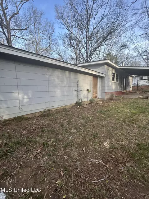 3164 Bilgray Dr, Jackson, MS 39212 photo 4