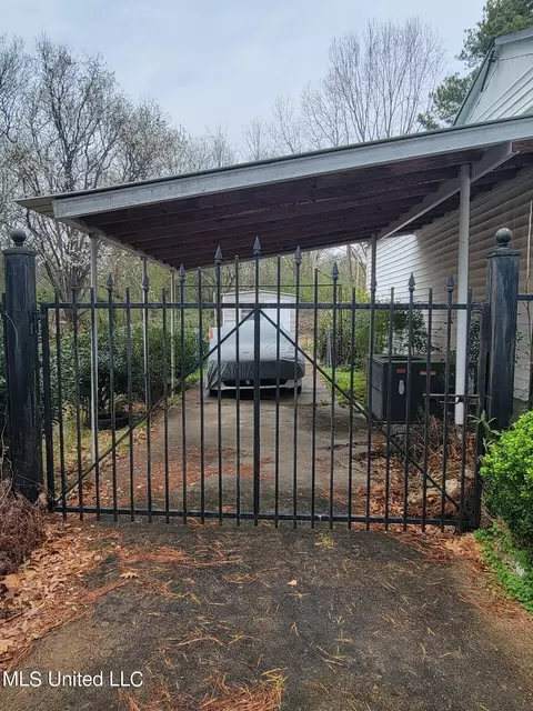 113 Rosehaven Dr, Jackson, MS 39209 photo 3