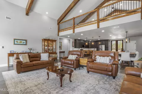 Living - 16515 John Smith Rd, Vancleave, MS 39565 photo 6 of 7
