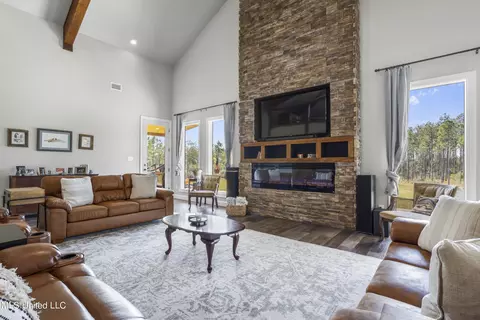 Living - 16515 John Smith Rd, Vancleave, MS 39565 photo 5 of 7