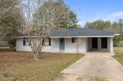 120 Moody Dr, Lucedale, MS 39452 photo 2