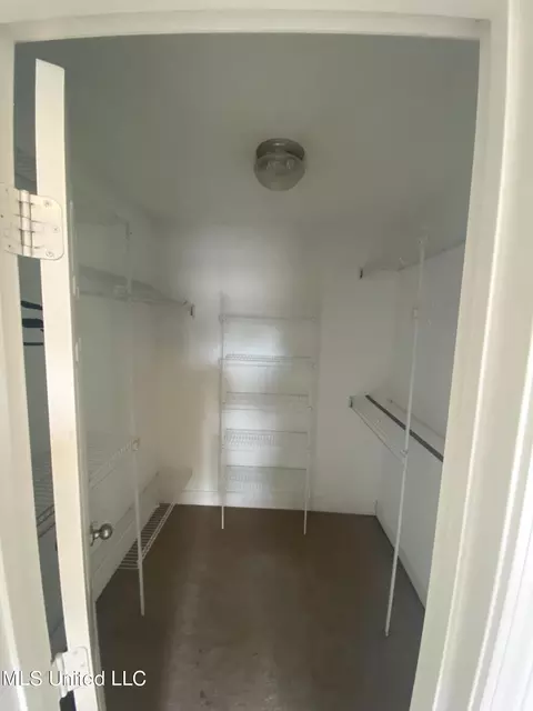 Other - 401 Edgewater Branch Dr, Brandon, MS 39042 photo 5 of 9