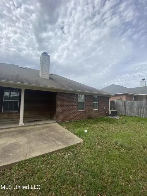 Other - 401 Edgewater Branch Dr, Brandon, MS 39042 photo 1 of 9