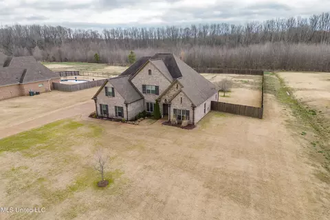 12685 Miller Farms Dr #D, Olive Branch, MS 38654