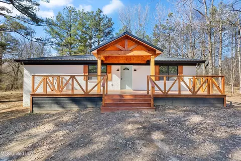 208 Doc Woody Rd, Coldwater, MS 38618