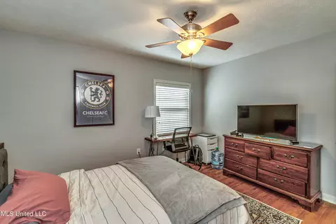 Bedroom - 1030 Cedar Hill Dr, Jackson, MS 39206 photo 2 of 10
