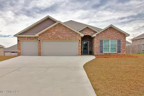 15232 Windmill Ridge Pkwy, D'iberville, MS 39540