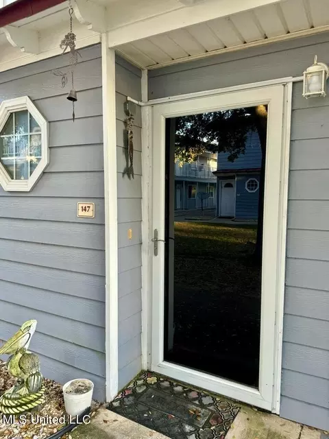 1664 Beach Blvd #147, Biloxi, MS 39531