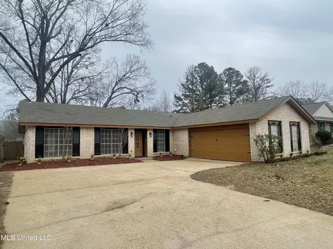 1218 Canterbury Ln, Clinton, MS 39056