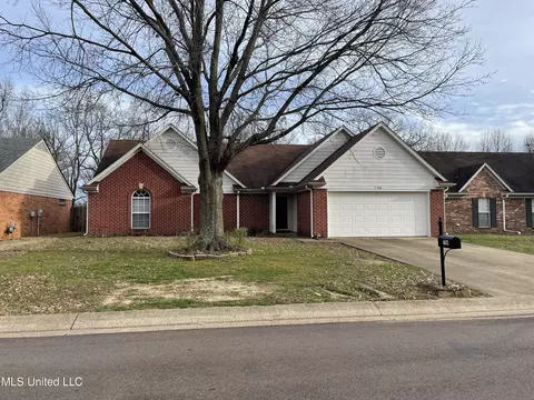 7784 S Sarah Ann Dr, Southaven, MS 38671