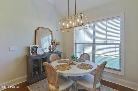Dining - 116 Palace Xing, Flowood, MS 39232 photo 1 of 1