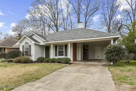 Exterior - 341 Audubon Cir, Brandon, MS 39047 photo 2 of 4