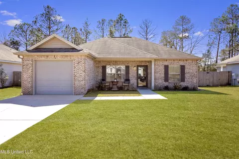 18495 Devin Ct, Gulfport, MS 39503