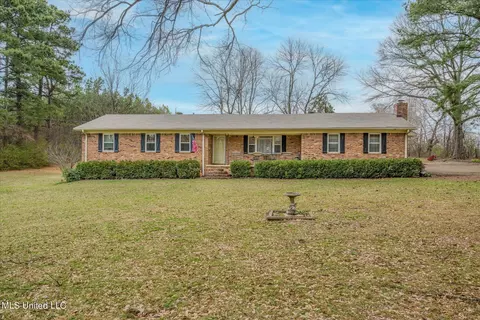10590 Church St, Olive Branch, MS 38654