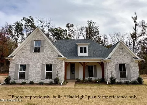 6607 Grand Oak Ln, Southaven, MS 38672