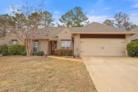 965 Willow Grande Circle Cir, Brandon, MS 39047