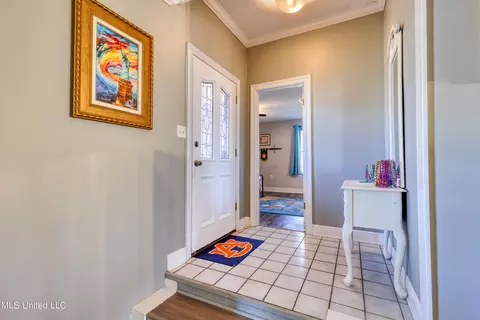 Entry Way - 89337 E Diamondhead Dr, Diamondhead, MS 39525 photo 1 of 1