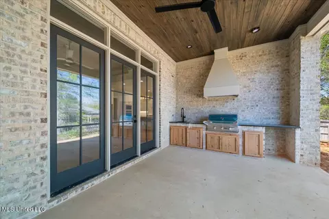 Exterior - 120 Ironwood Plantation Blvd, Madison, MS 39110 photo 1 of 3