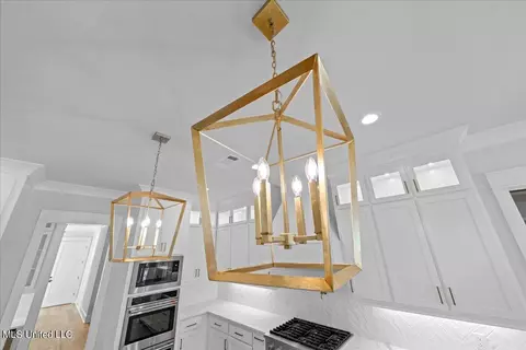 Dining - 120 Ironwood Plantation Blvd, Madison, MS 39110 photo 3 of 3