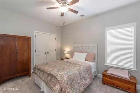 Bedroom - 1325 Fieldstone St, Hernando, MS 38632 photo 4 of 5