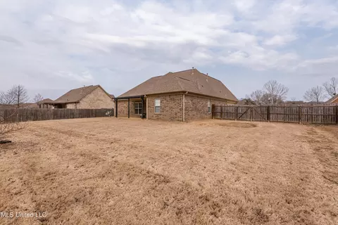 Exterior - 1325 Fieldstone St, Hernando, MS 38632 photo 9 of 9
