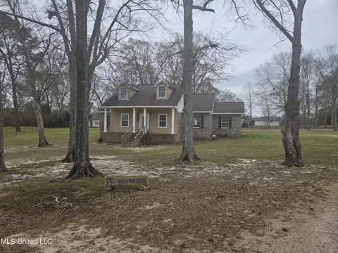 19616 Amberwood Dr, Saucier, MS 39574