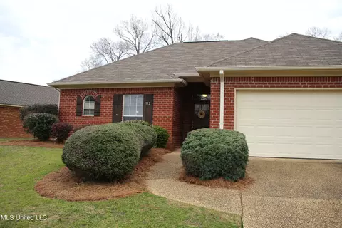Exterior - 112 W Pinebrook Dr, Brandon, MS 39047 photo 7 of 7