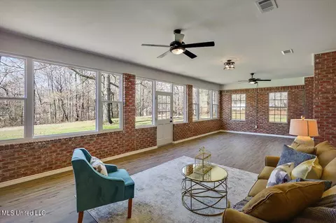 Living - 111 Ashley Cv, Brandon, MS 39047 photo 5 of 5