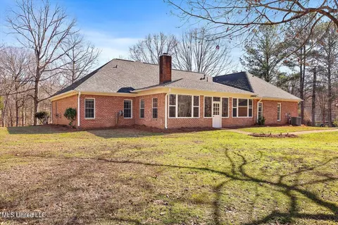 Exterior - 111 Ashley Cv, Brandon, MS 39047 photo 10 of 13