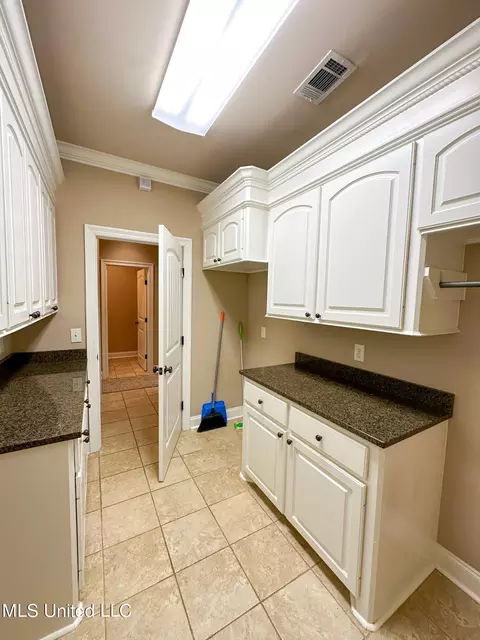 Other - 140 Grandeur Dr, Brandon, MS 39042 photo 8 of 13